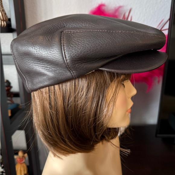 Orvis Brown Leather Cabbie Cap - Picture 5 of 10